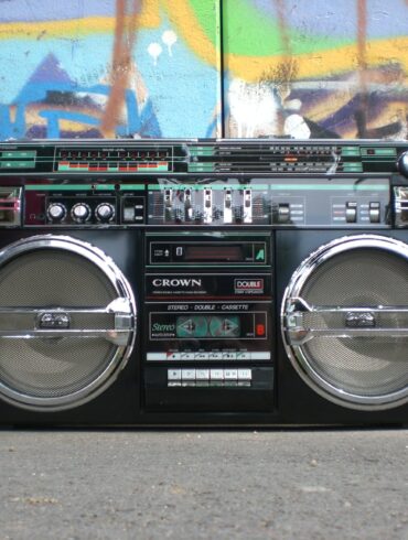 black and silver cassette player